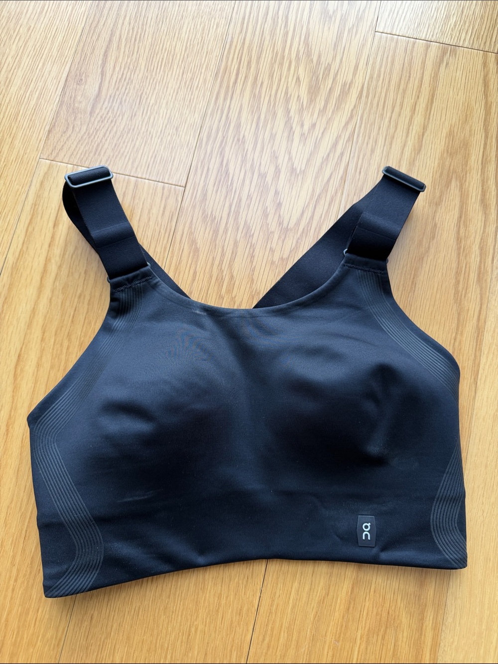 On Running Running Women's Black Seamless Sports Bra